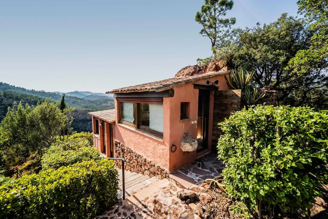 Art & Design Villa With 360 View Mandelieu-la-Napoule France