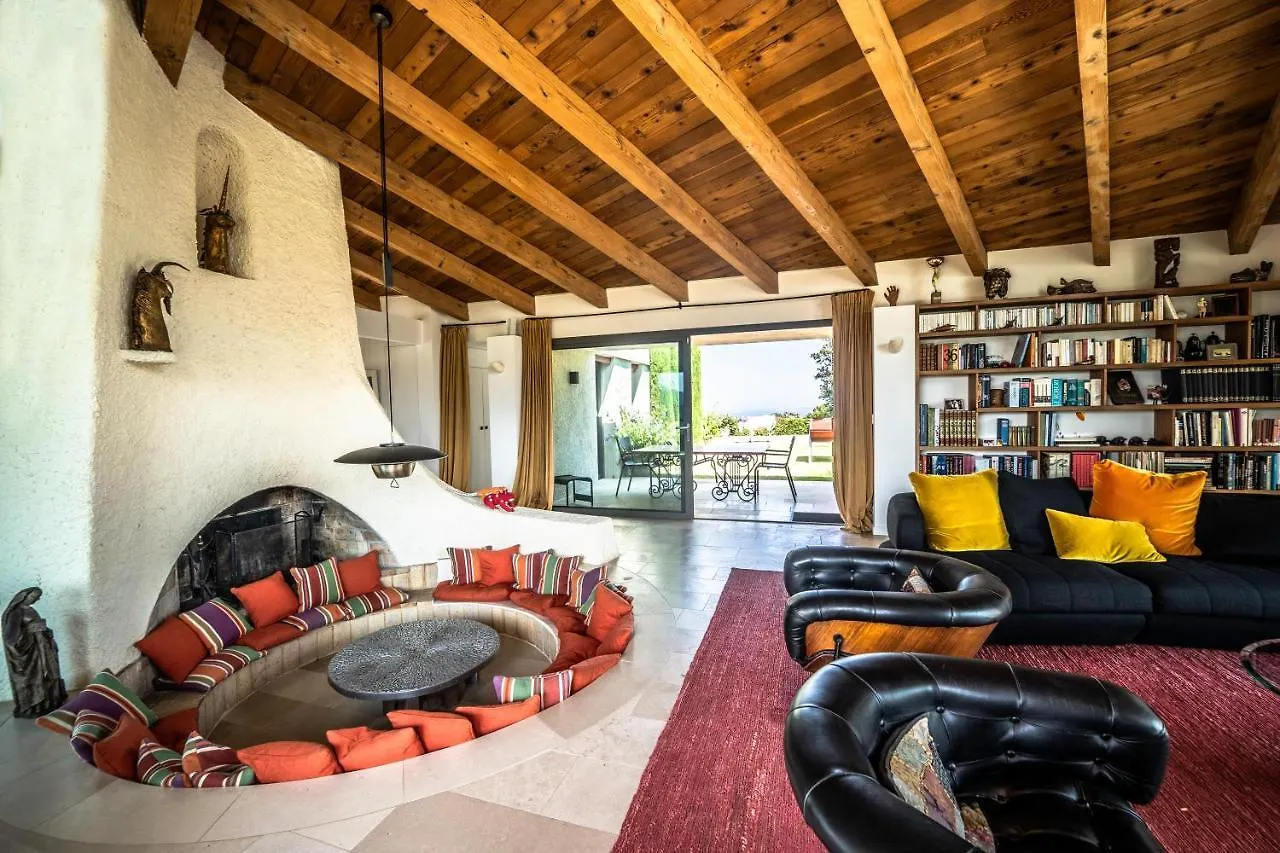 Art & Design Villa With 360 View Mandelieu